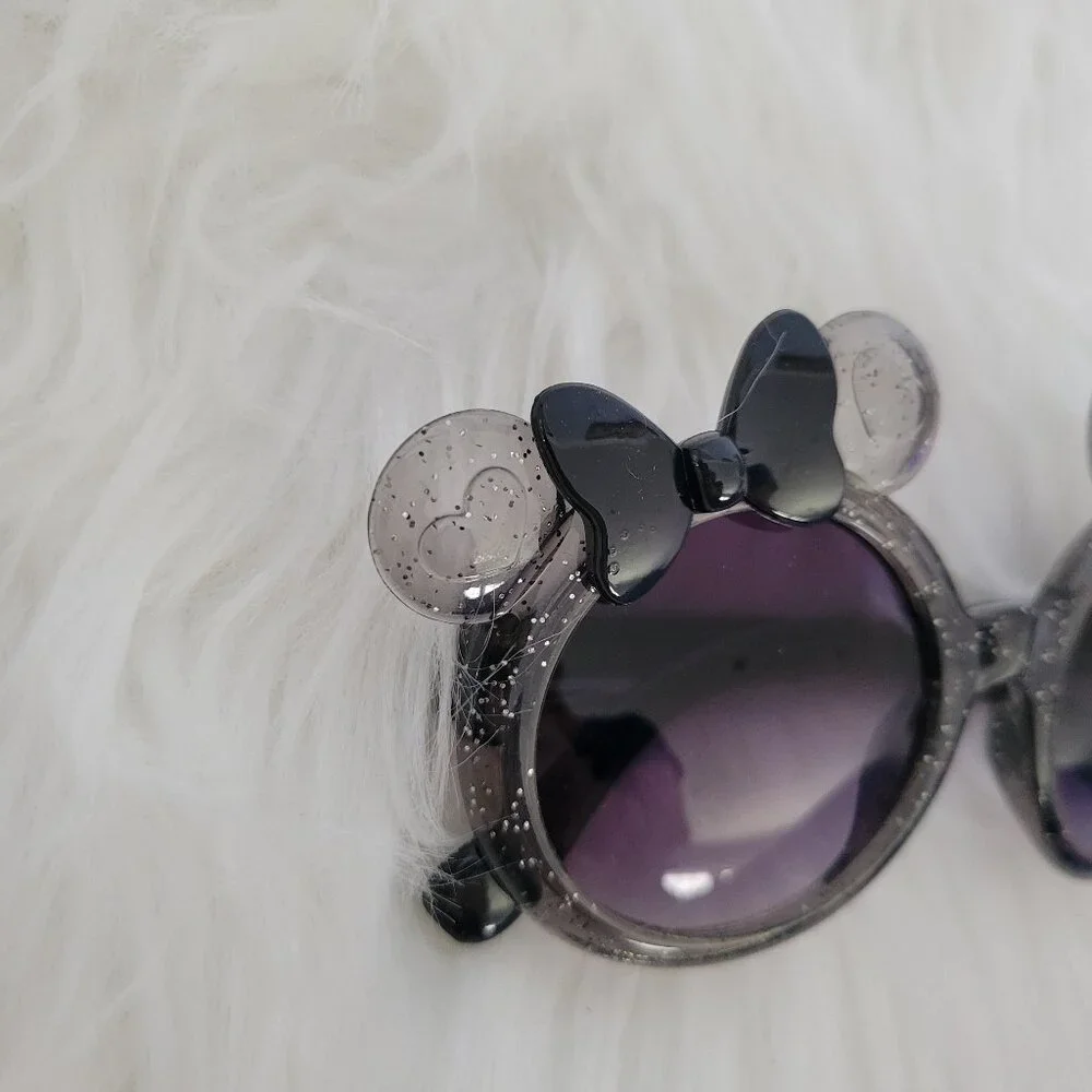 Minnie Mouse Sunglasses